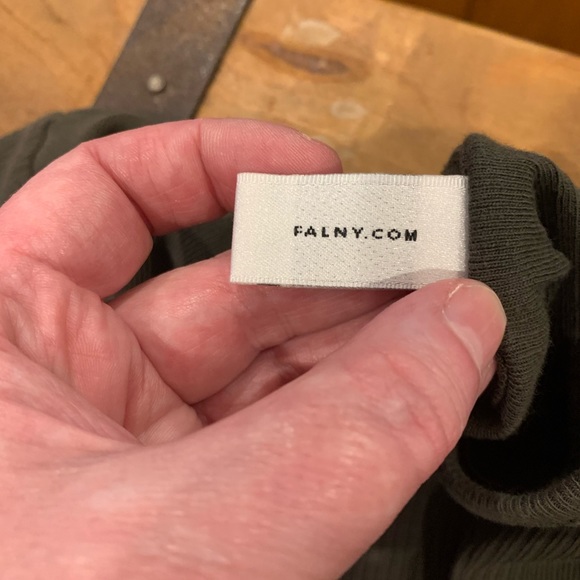 FALNY olive green fitted cotton tee - Picture 4 of 4